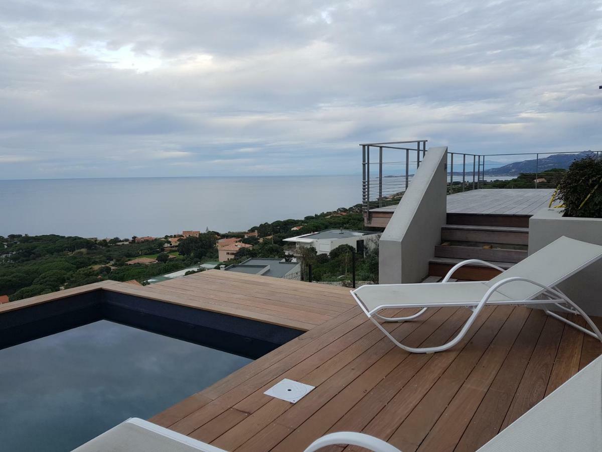 Villa Makele Calvi  Eksteriør billede